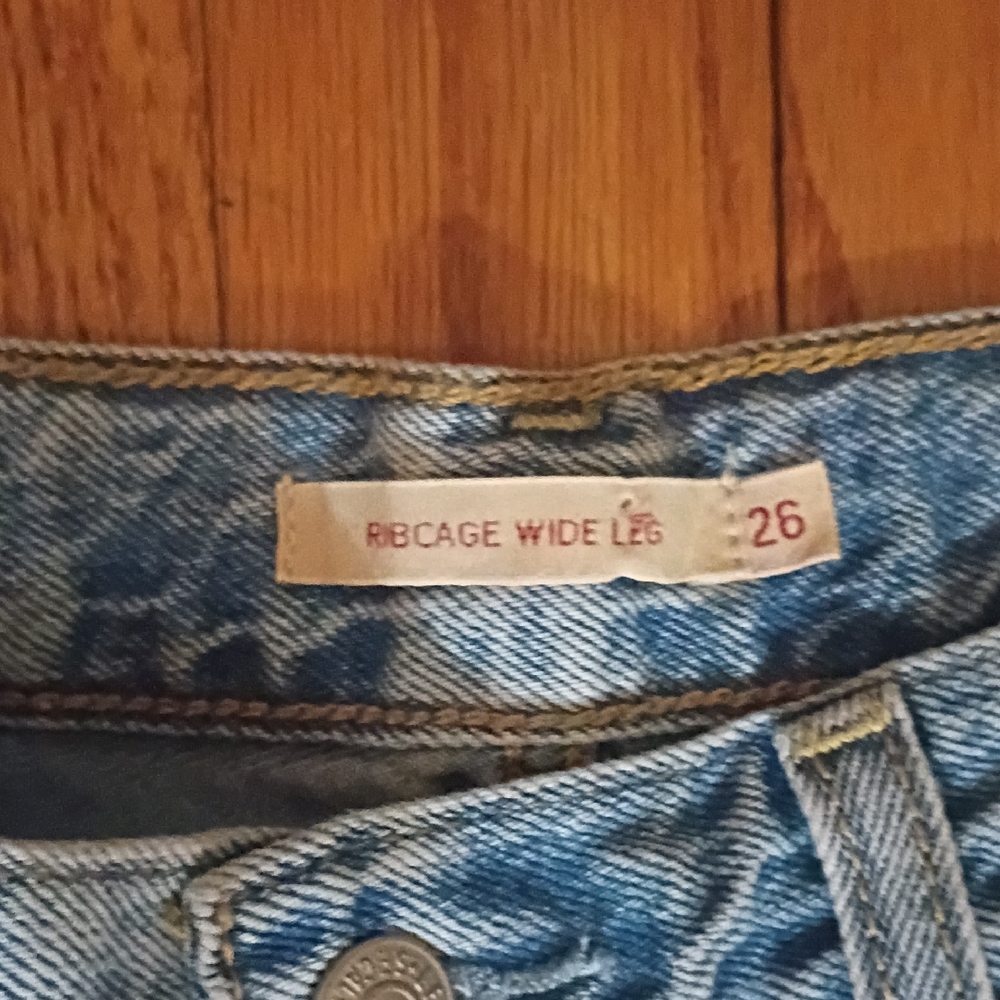 Levi's Light Blue Distressed Boyfriend Jeans - Picture 2 of 7